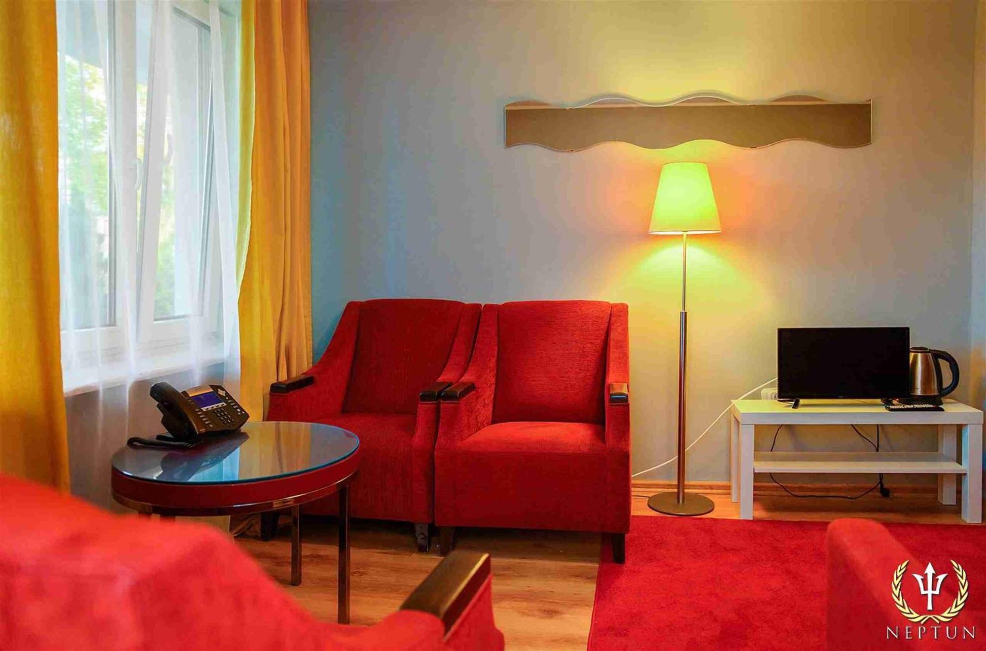 Hotel Neptun Jastrzębia Góra Dış mekan fotoğraf